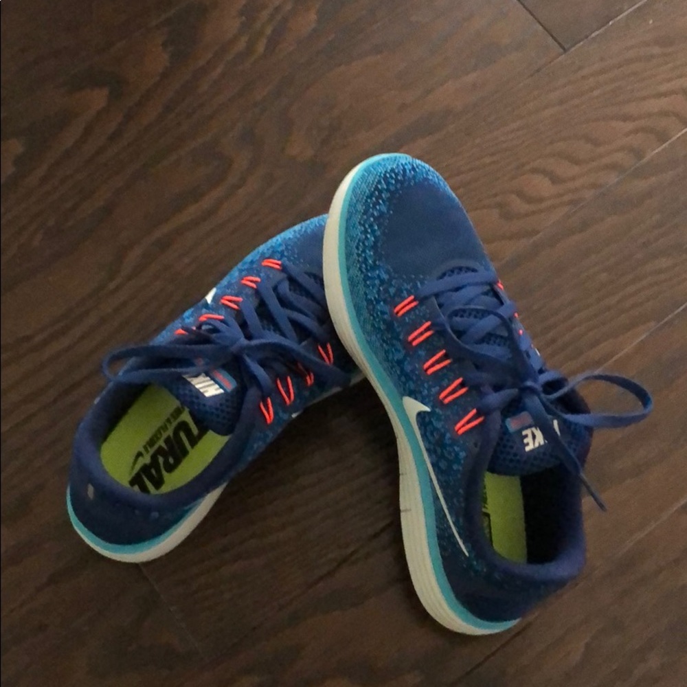 Nike Sneakers